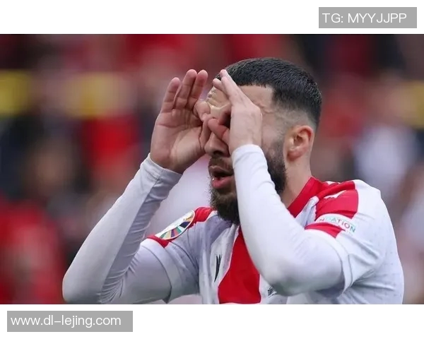 回顾12年欧洲杯精彩瞬间盘点十佳进球的震撼时刻